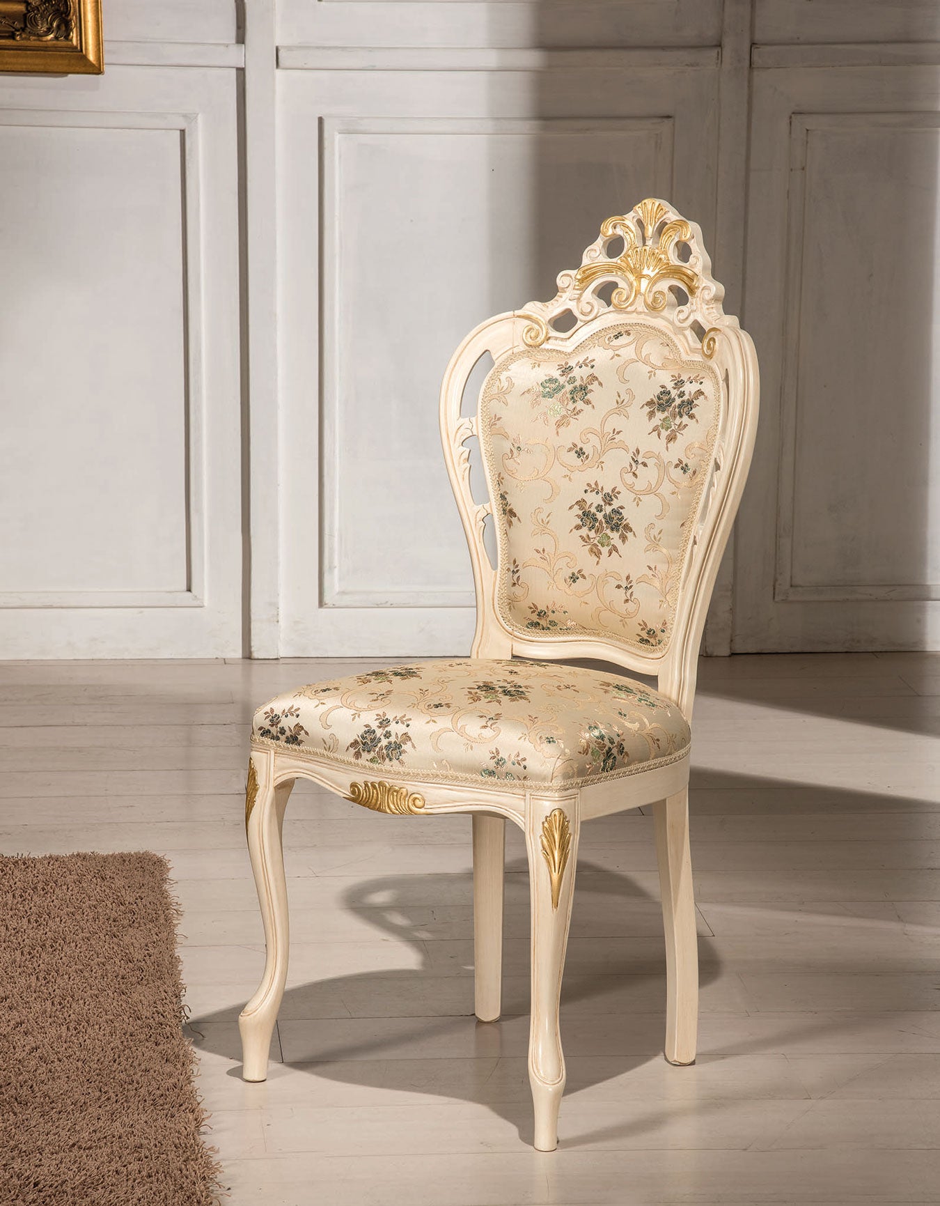 Stuhl Plus, durchbrochen gearbeitet von Fatto Italia