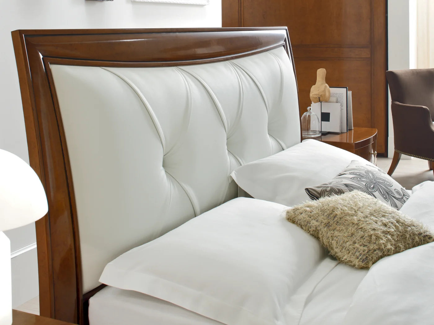Bett Aurora, gepolstert von Fatto Italia