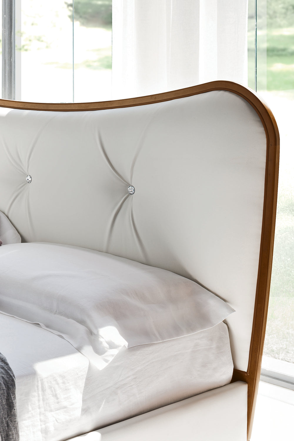Bett Nuvola, gepolstert von Fatto Italia