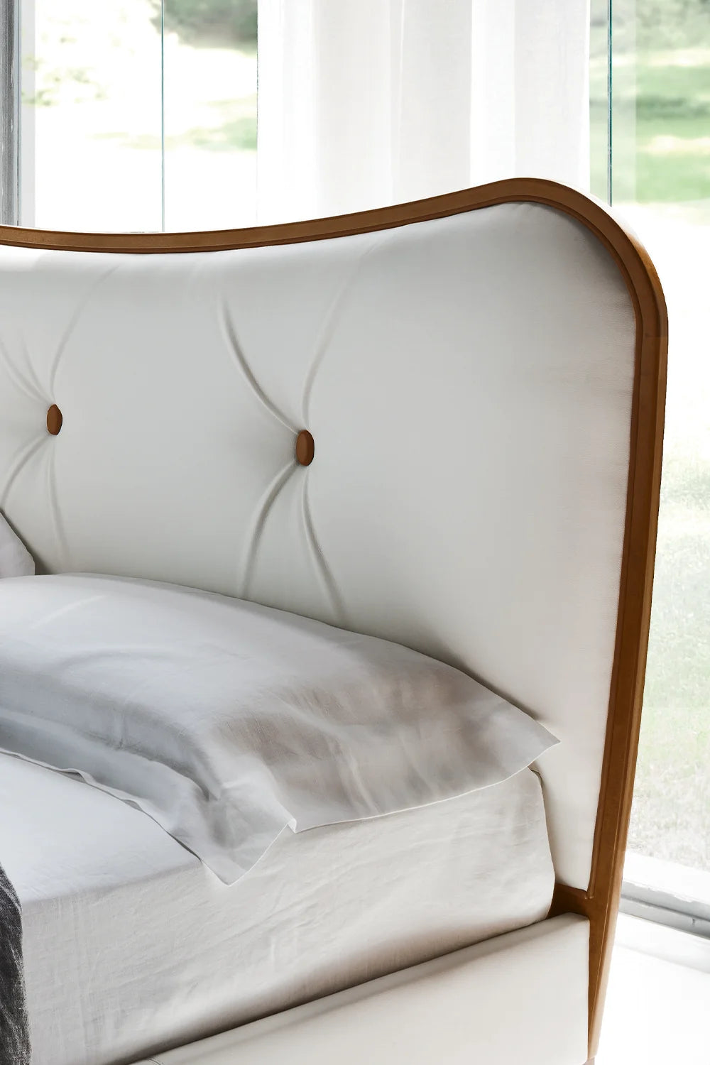 Bett Nuvola, gepolstert von Fatto Italia