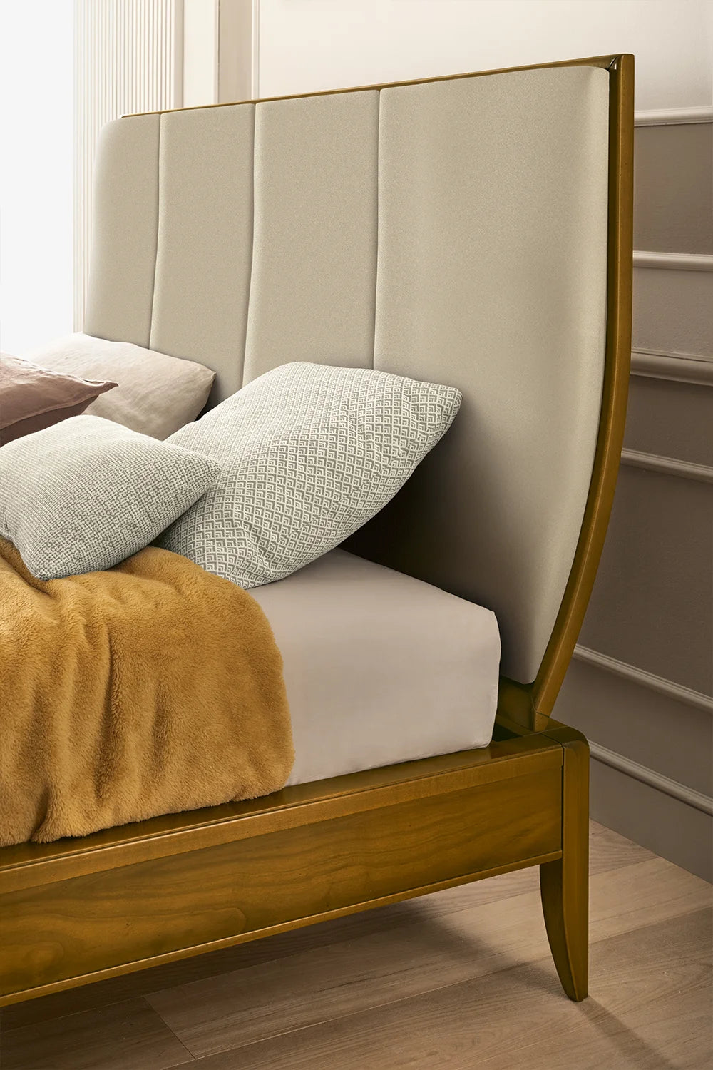 Bett Armonia, gepolstert von Fatto Italia