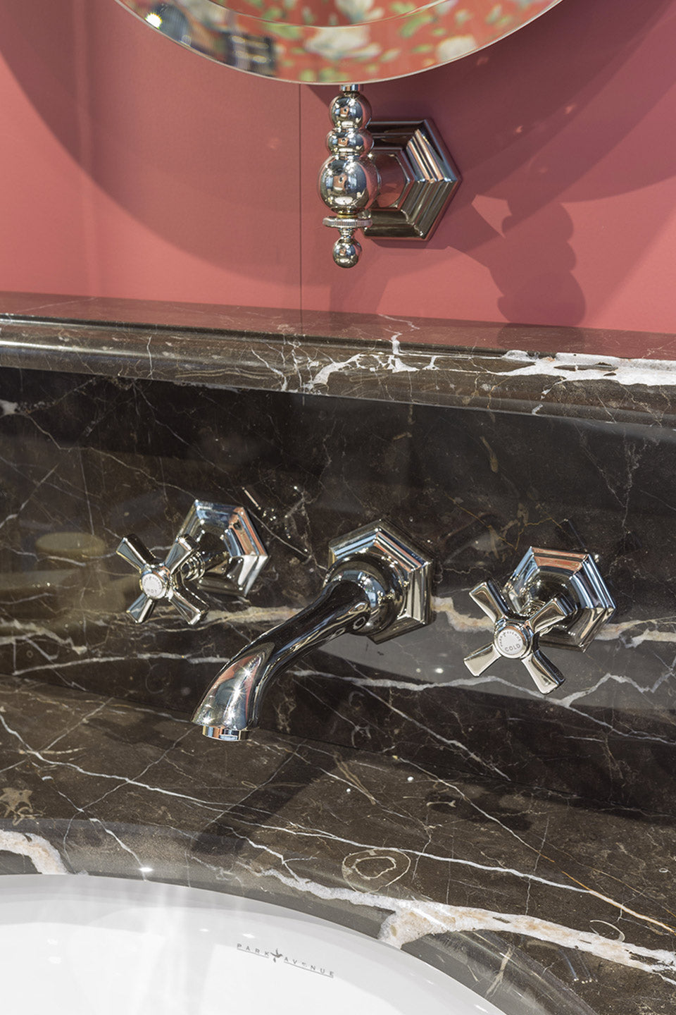 Dreiloch-Armatur für Bidet in Hänge-Ausführung mit Ablauf Crowe von Fatto Italia